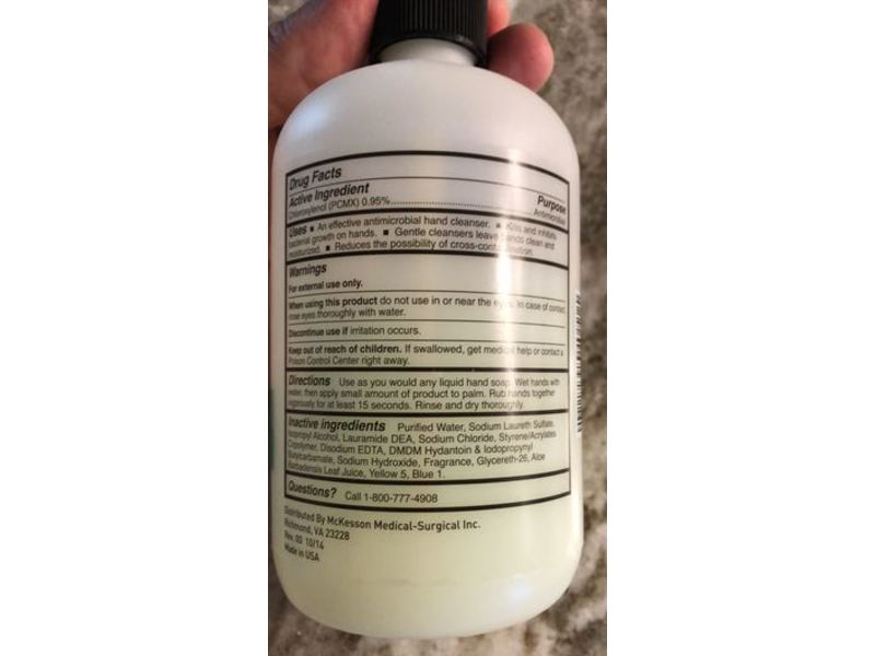 McKesson Antimicrobial Lotion Soap with Aloe,18 oz/532 mL