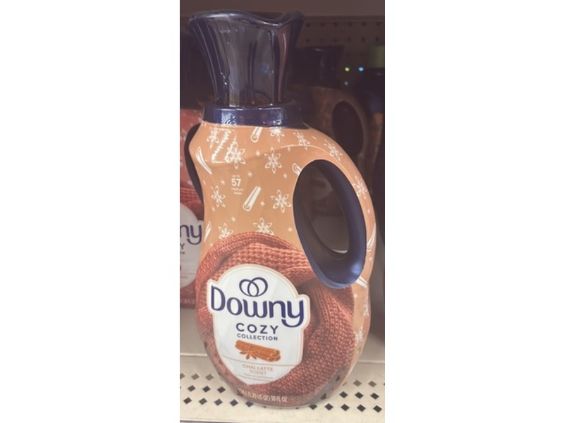Downy Cozy Collection Fabric Softner, Chai Latte Scent, 57 Loads, 38 fl oz/1.34 L