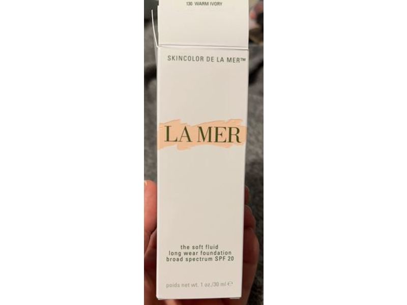 La Mer The Soft Fluid Long Wear Foundation, SPF 20, 130 Warm Ivory, 1 oz/30 ml