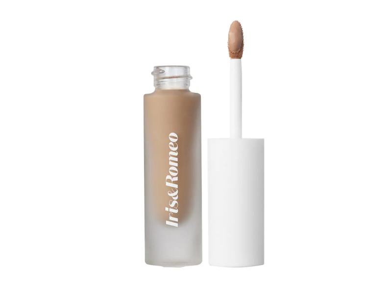 Iris&Romeo Brightening Dark Spot Treatment Concealer, Vitamin C, 4 light with neutral undertones, 0.22 oz/6.5 mL