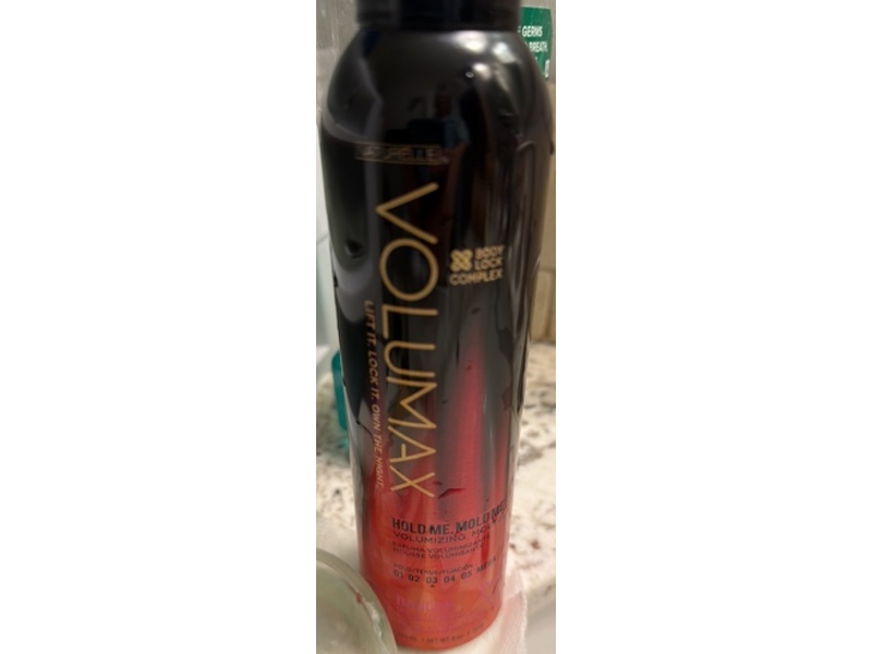 Naturelle Volumax Hold Me Volumizing Mousse, 9 fl oz/265 mL