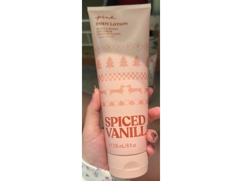 Victoria's Secret Pink Body Lotion, Spiced Vanilla, 8 fl oz/236 mL