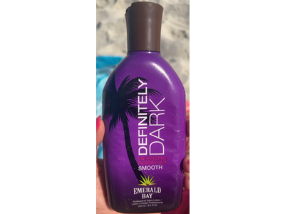 Emerald Bay Definitely Dark Professional Salon Lotion, 8.5 fl oz/250 mL