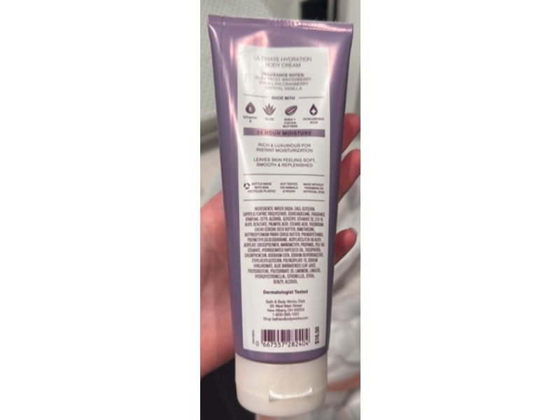 Bath&Body Works Ultimate Hydrating Body Cream, Winter Berry Wonder, 8 oz/226 g