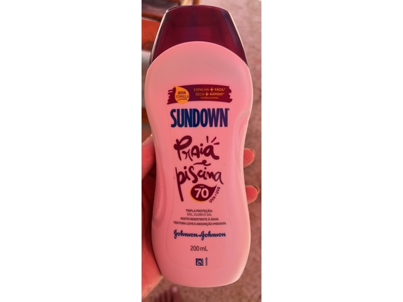 Johnson & Johnson Sundown Praia e Piscina Sunscreen, SPF 70, 200 mL, Pack Of 2