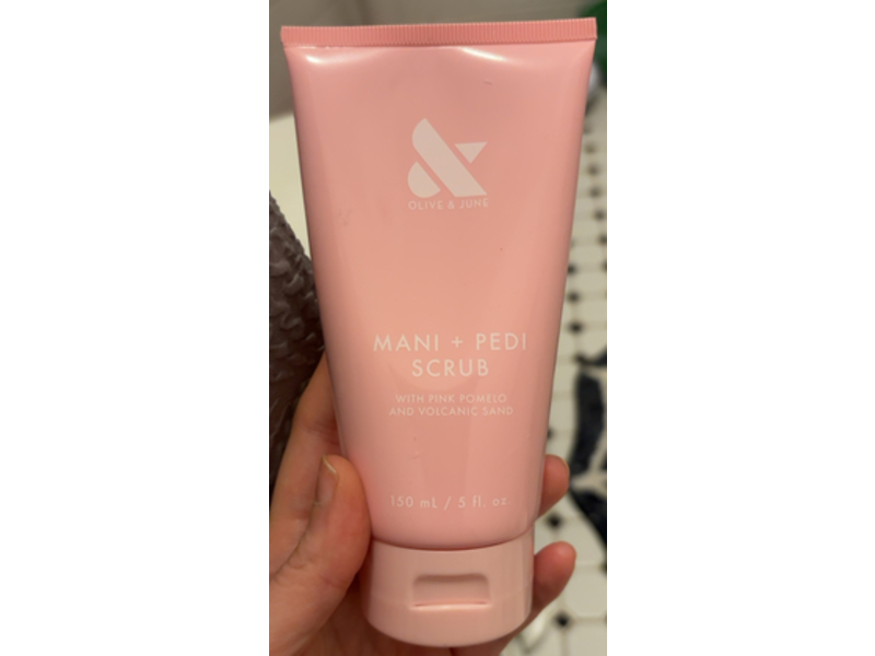 Olive & June Mani+Pedi Scrub, Pine Pomelo & Volcanic Sand, 5 fl oz/150 mL