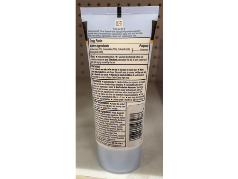 Neutrogena Ultra Sheer Dry-Touch Sunscreen, SPF 70, 3.0 fl oz/88 mL, Pack Of 3