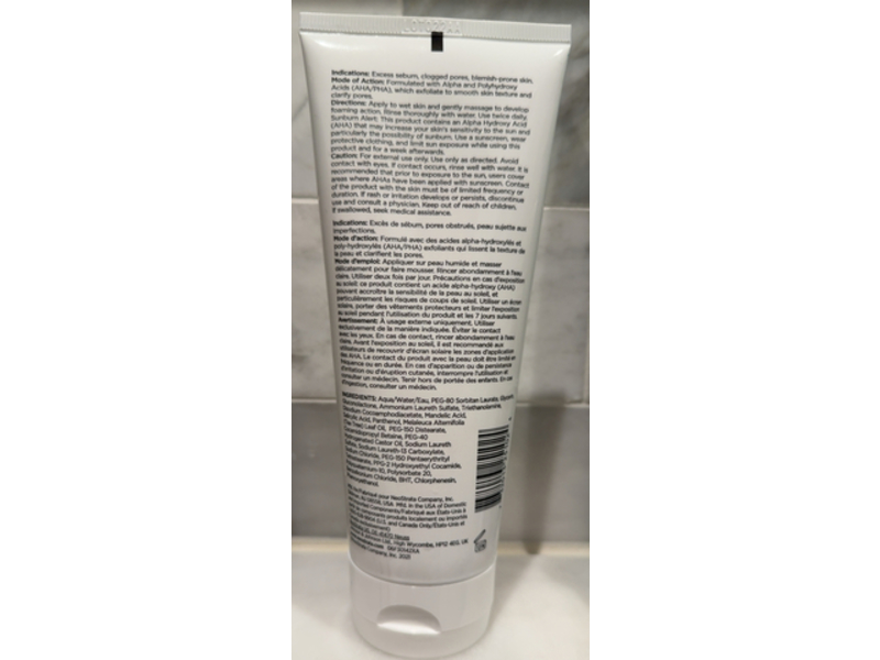 Neostrata Clarify Mandelic Clarifying Cleanser, Pha/Aha 6.8 fl oz/200 mL