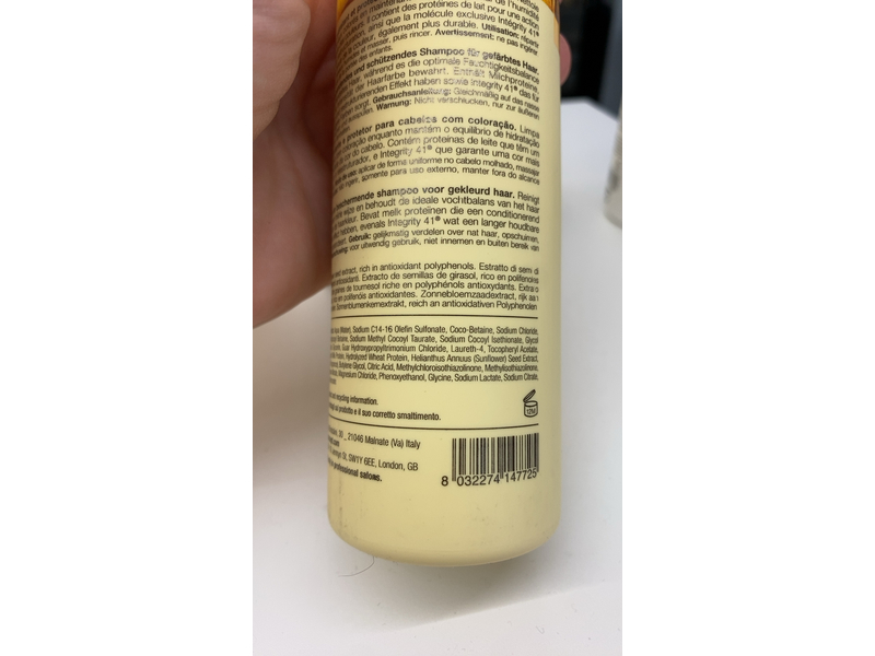 Milk Shake Colour Maintainer Shampoo, 10.1 fl oz/300 mL