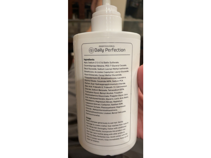 Daily Perfection Cleansing & Soothing Detox Shampoo, Biotin & Keratin, 16.9 fl oz/500 mL
