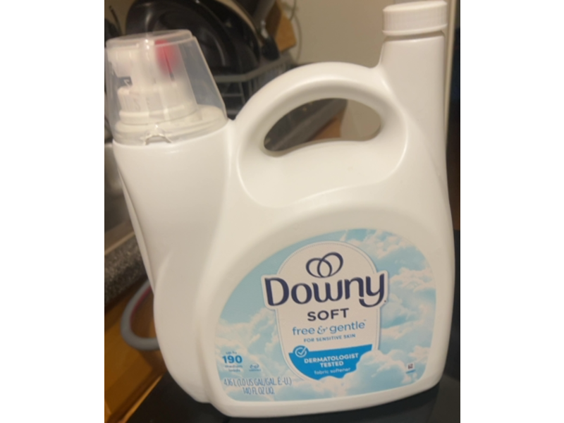 Downy Fabric Softener, Free & Gentle, 190 Loads, 140 fl oz.4.16 L
