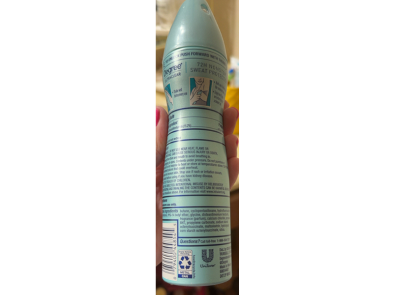 Degree Ultraclear Antiperspirant Deodorant Dry Spray, Black+White Pure Rain, 3.8 oz/107 g