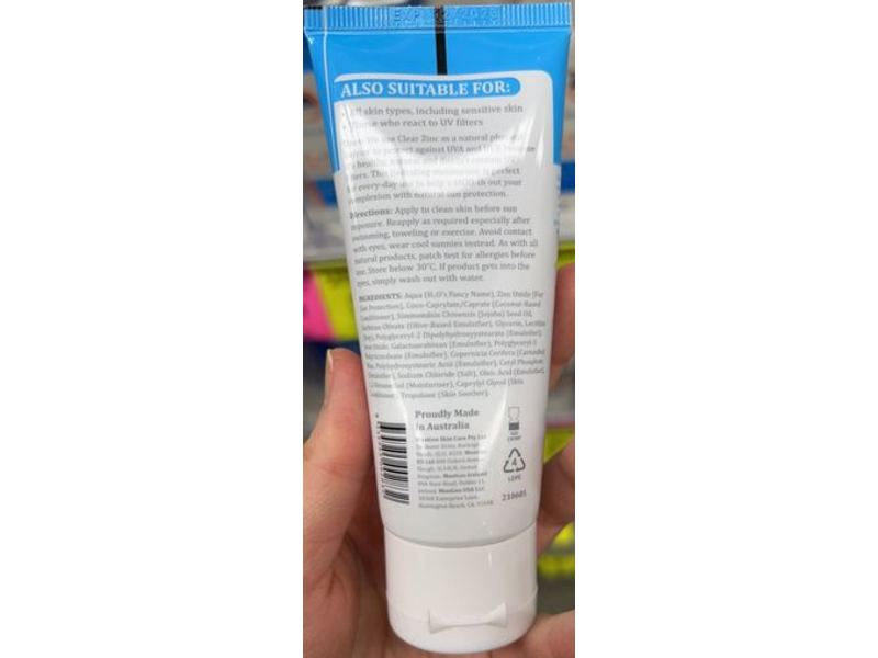 Moogoo Natural Tinted Face Cream, SPF 40, 1.76 oz/50 g