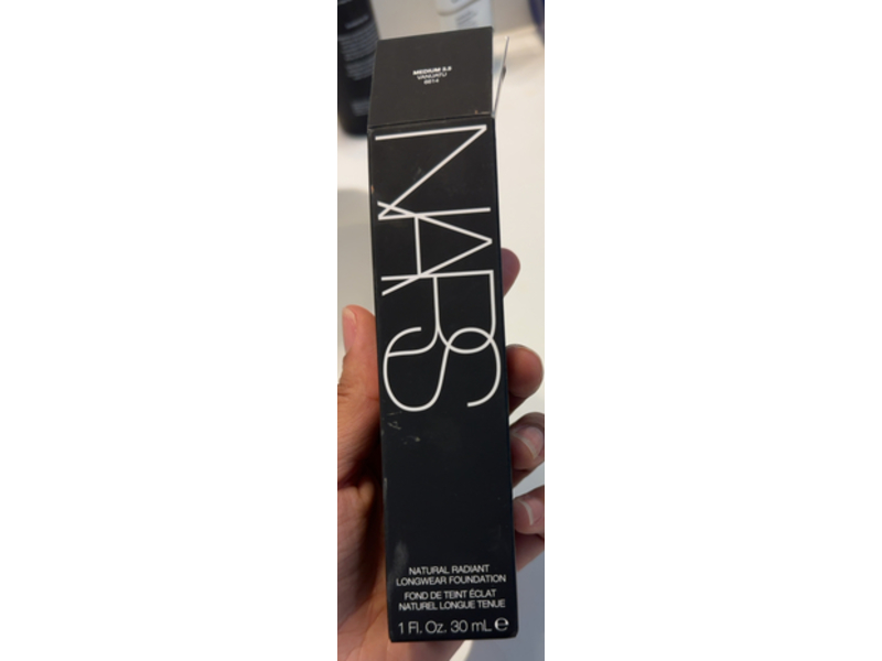 Nars Natural Radiant Longwear Foundation, Vanuatu, 1 fl oz/30 mL