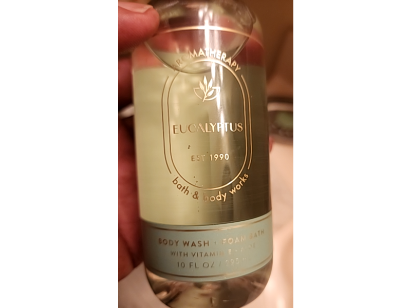 Bath & Body Works Aromatherapy Body Wash + Foam Bath, Eucalyptus, 10 fl oz/295 mL