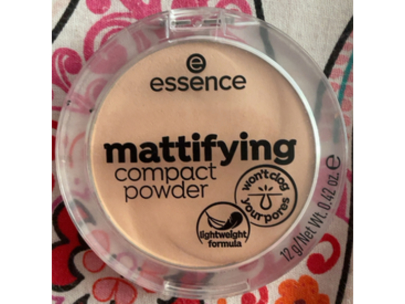 Essence Mattifying Compact Powder, 02 Soft Beige, 0.42 oz/12 g