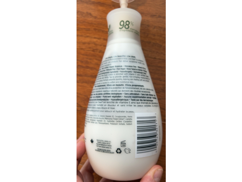 Live Clean Daily Moisture Body Lotion, 17 fl oz/500 mL