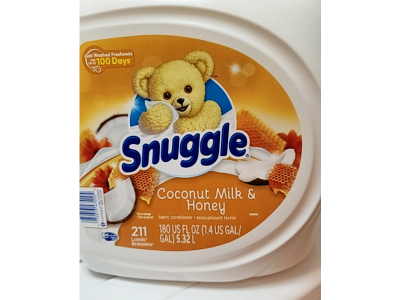 Snuggle Liquid Fabric Softener, Coconut Milk & Honey, 211 Loads,180 fl oz/5.32 L