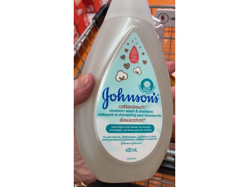 Johnson's Cotton Touch Newborn Wash & Shampoo, 13.6 fl oz/400 mL, Pack Of 2