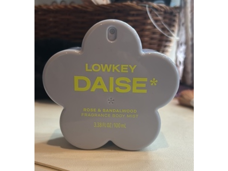 Daise Lowkey Body Mist, Rose & Sandalwood, 3.38 fl oz/100 mL