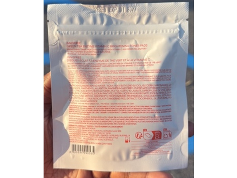 Innisfree Brightening Toner Pads, Green Tea Enzyme Vitamin C, 2.02 fl oz/60 mL, 20 Count