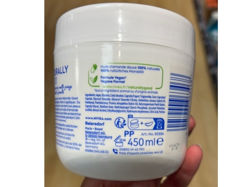 Nivea Naturally Good Family Care, 450 mL