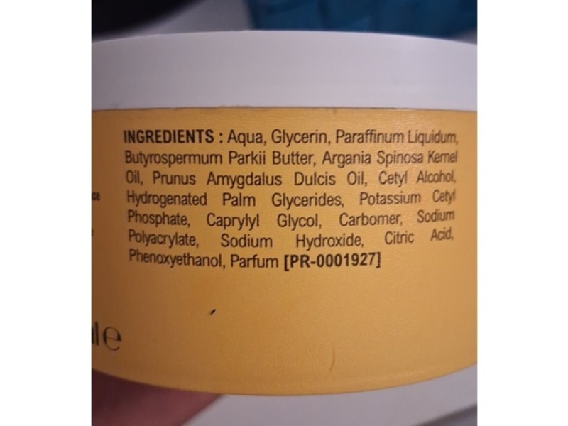 Le Petit Marseiliais Nutrion Moisturizing Balm, 300 mL