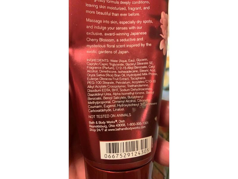 Bath and Body Works Triple Moisture Body Cream, Japanese Cherry Blossom, 8 fl oz/226 g