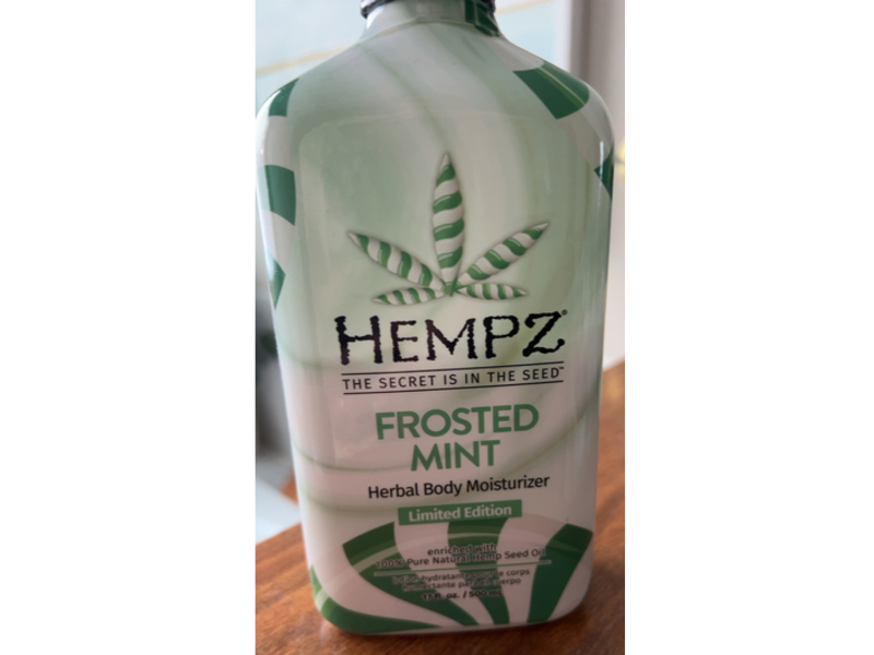 Hempz Herbal Body Moisturizer Lotion, Frosted Mint, 17 fl oz/500 mL