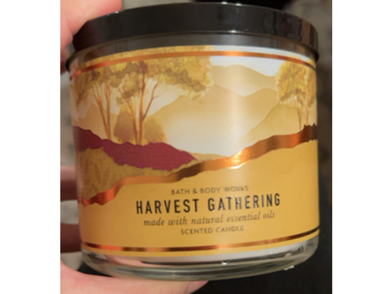 Bath & Body Works Harvest Gathering Scented Candle, Natural Essential Oils, 14.5 oz/411 g