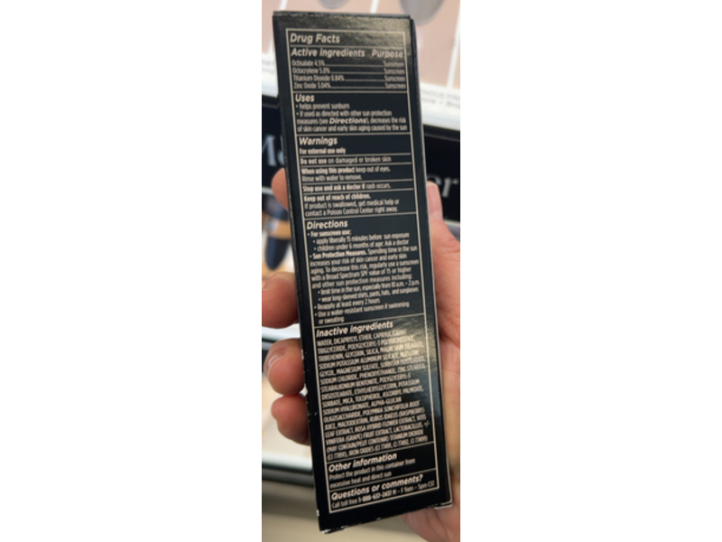 Laura Mercier Natural Dewy Tinted Moisturizer, SPF 30, 0N Silk, 1.5 fl oz/45 mL