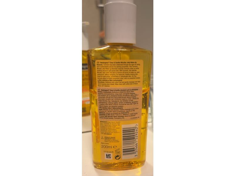 Neutrogena Micellar Jelly Make-Up Remover, Clear & Soothe, 200 mL