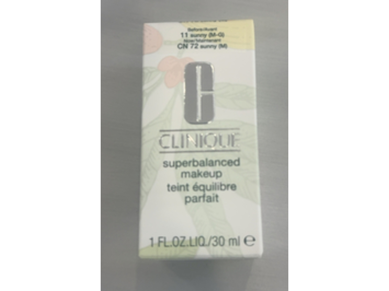 Clinique Superbalanced Oil Free Liquid Foundation Makeup, CN 72 Sunny (M), 1 fl oz/30 mL