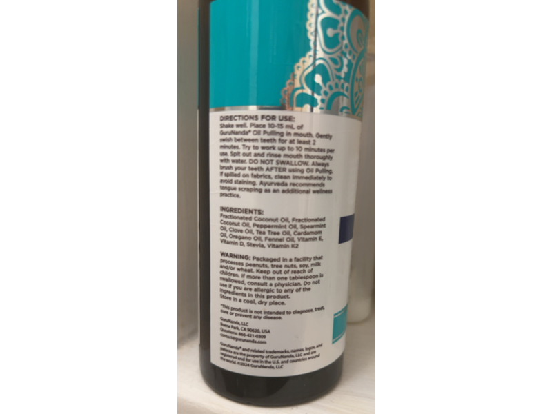 Guru Nanda Oil Pulling Oral Rinse, Coconut + Mint, 8 fl oz/237 mL