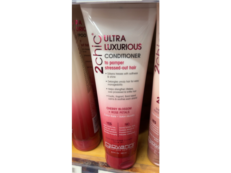Giovanni 2chic Ultra Luxurious Conditioner, Cherry Blossom + Rose Petals, 8.5 fl oz/250 mL