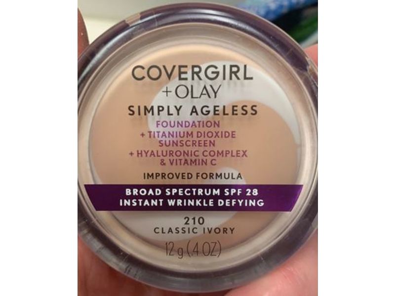 Covergirl + Olay Simply Ageless Foundation, 210 Classic Ivory, SPF 28, 0.4 oz/12 g, Pack Of 3