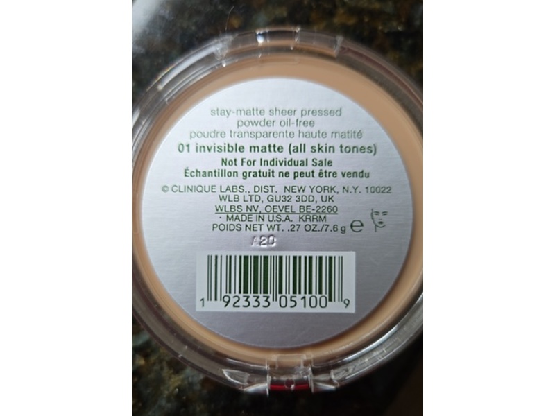 Clinique Stay-Matte Sheer Pressed Powder, Invisible Matte, 0.27 oz/7.6 g