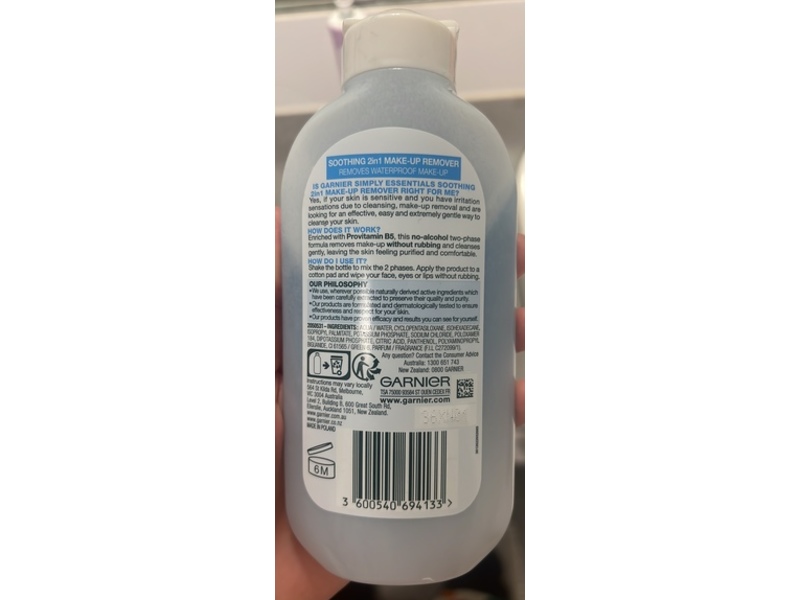 Garnier Skin Active Simply Essentials Soothing 2 In 1 Make-Up Remover, 200 mL