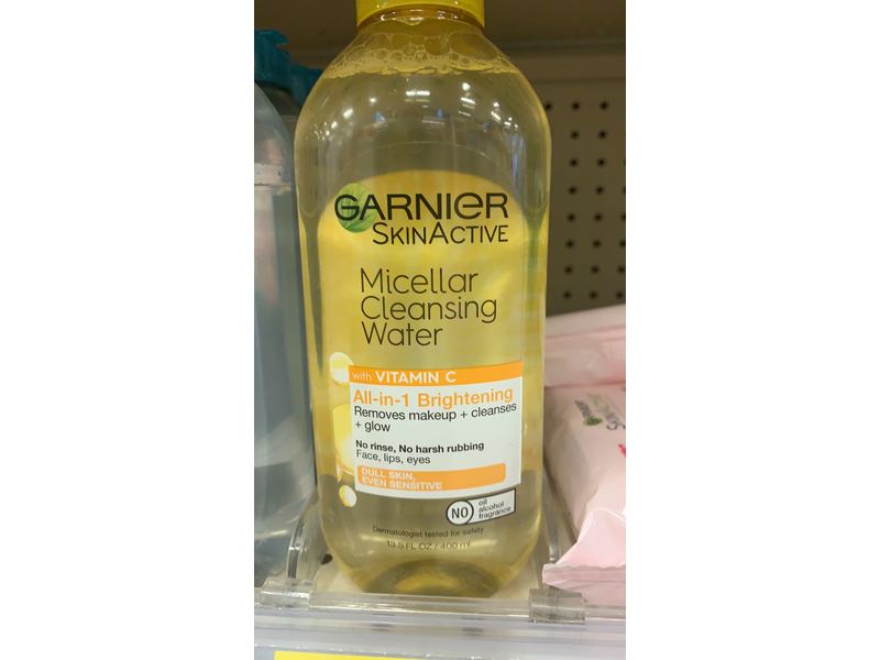 Garnier SkinActive Micellar Cleansing Water with Vitamin C, 13.5 fl oz (400 mL)