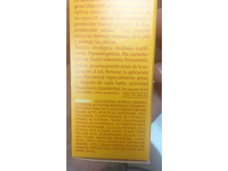 Bioderma Photoderm Aquafluid Max Very High Protection, SPF 50+, Sensitive Skin, 1.33 fl oz/40 mL