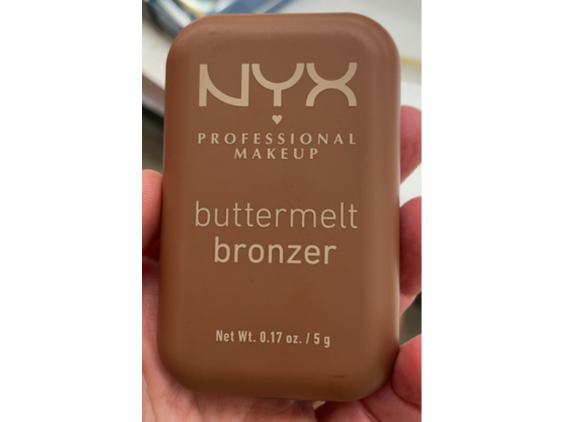 NYX Professional Makeup Buttermelt Bronzer, 05 Butta Off, 0.17 oz/5 g