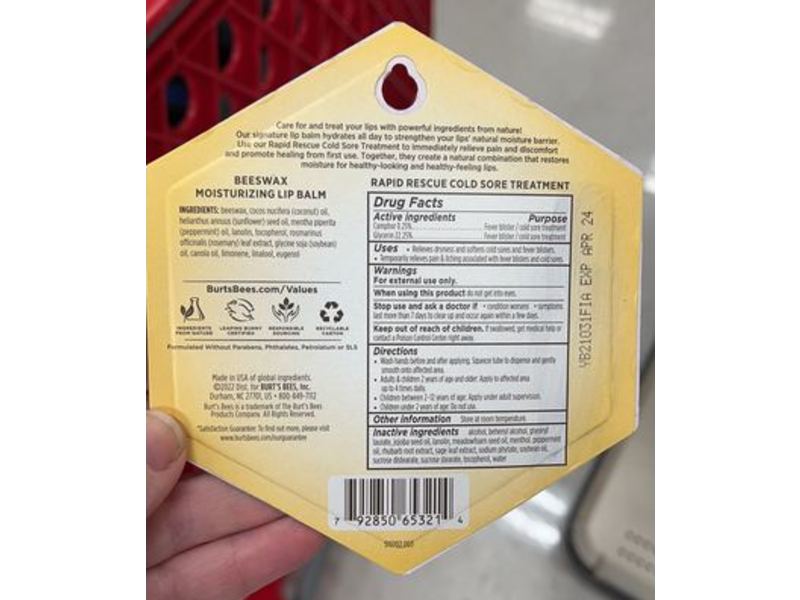 Burt's Bees Beeswax Moisturizing Lip Balm + Rapid Rescue Cold Sore Treatment Set