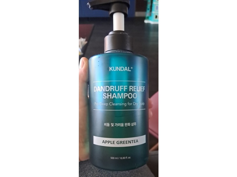 Kundal Dandruff Relief Shampoo, Apple Green Tea, 16.90 fl oz/500 mL