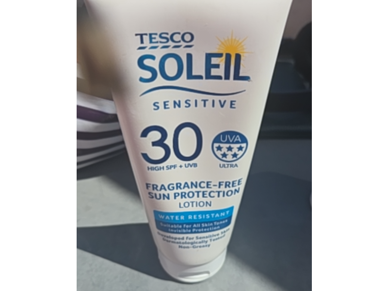 Tesco Soleil Sensitive Sun Protection Lotion, SPF 30, Fragrance-Free, 200 mL