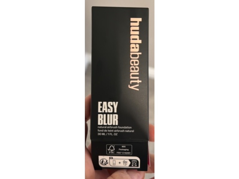 Huda Beauty Easy Blur Natural Airbrush Foundation, 100B Milkshake 1 fl oz/30 mL