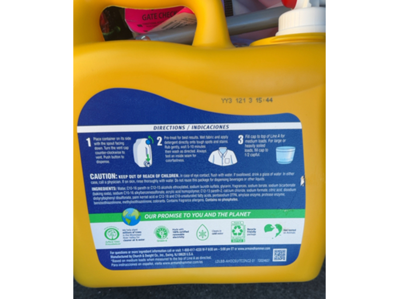 Arm & Hammer Plus OxiClean Detergent, Fresh Scent, 128 Loads, 166.5 fl oz/4.92 L