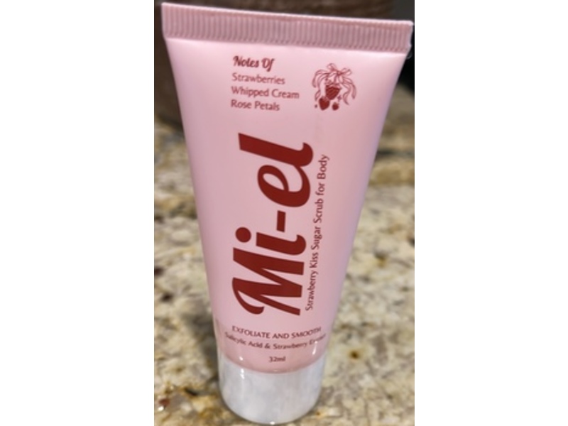 Mi-el Exfoliate & Smooth Strawberry Kiss Sugar Scrub, Hyaluronic Acid & Strawberry Extract, 32 mL