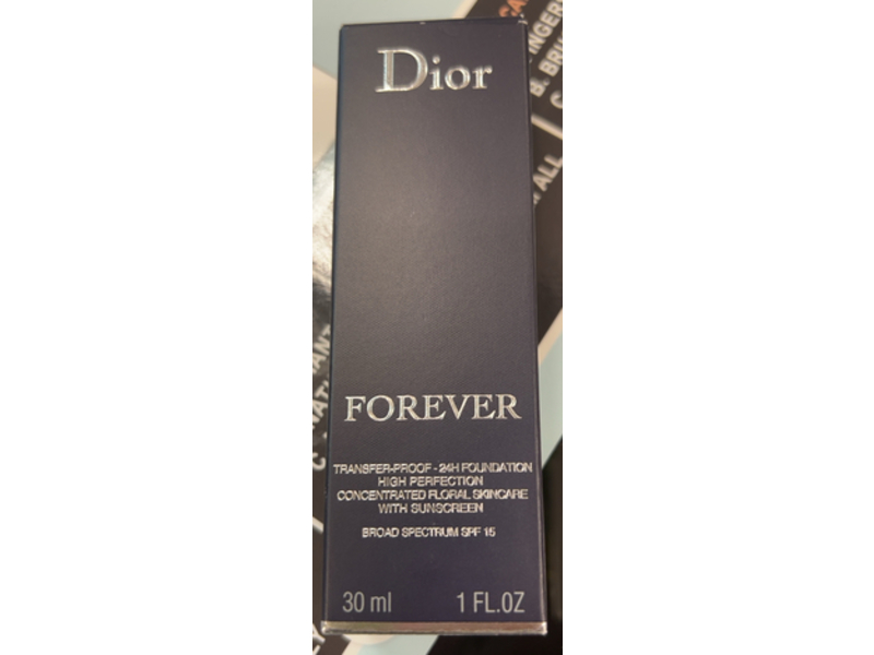 Dior Forever Transfer Proof Matte Foundation, 4WP Warm Peach, SPF 15, 1 fl oz/30 mL