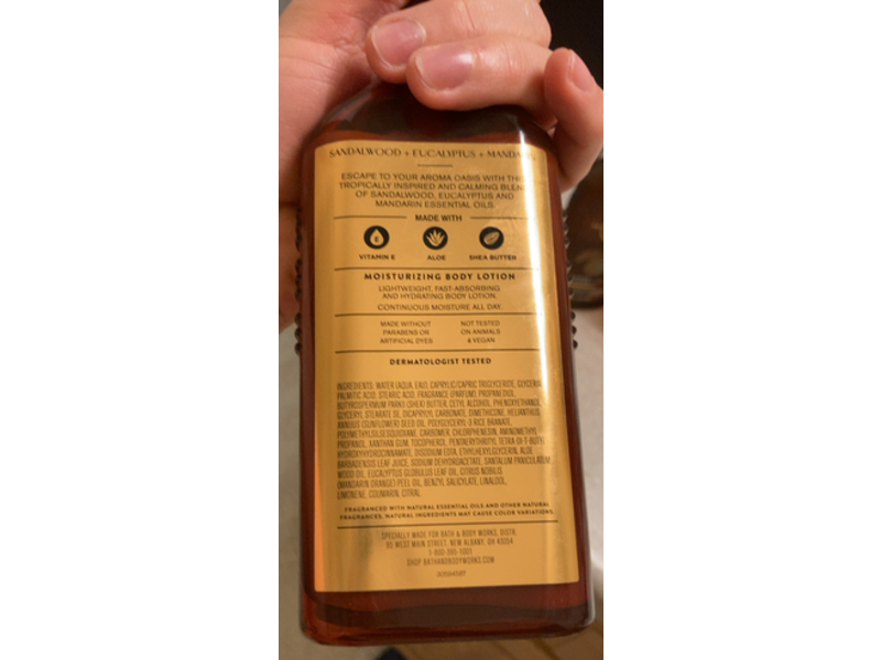 Bath & Body Works Aroma Oasis Moisturizing Body Lotion, Sandalwood + Eucalyptus + Mandarin, 6.5 fl oz/192 mL