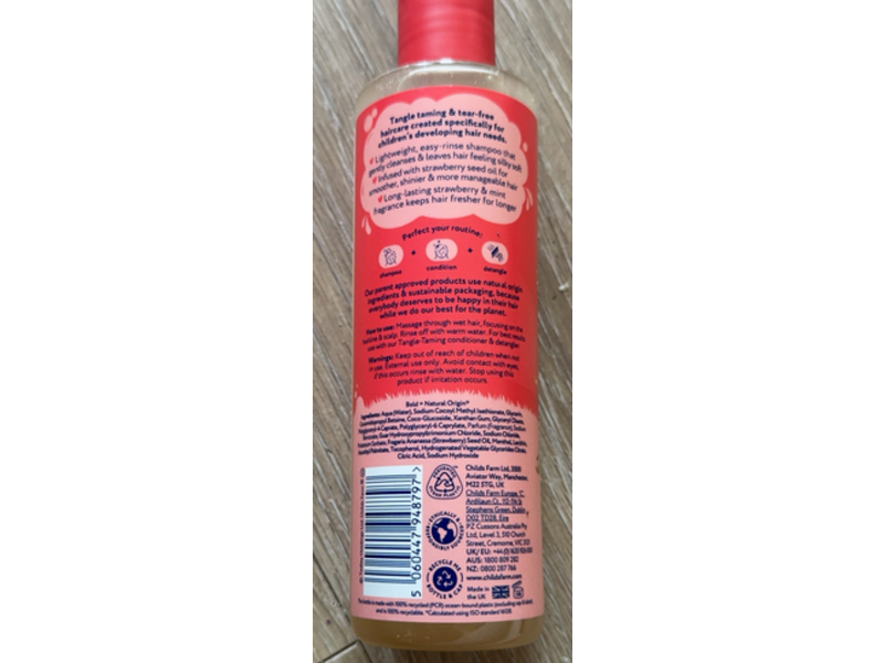 Childs Farm Tangle-Taming Shampoo, Strawberry & Mint, 250 mL